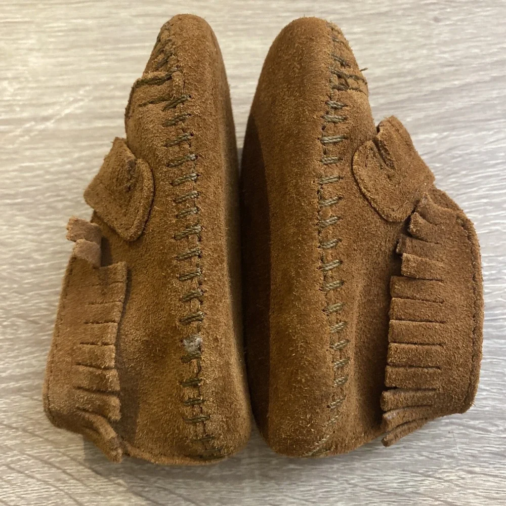 Minnetonka Youth Suede Leather Soft Sole Moccasin Boot Toddler Baby Size 1 EUC